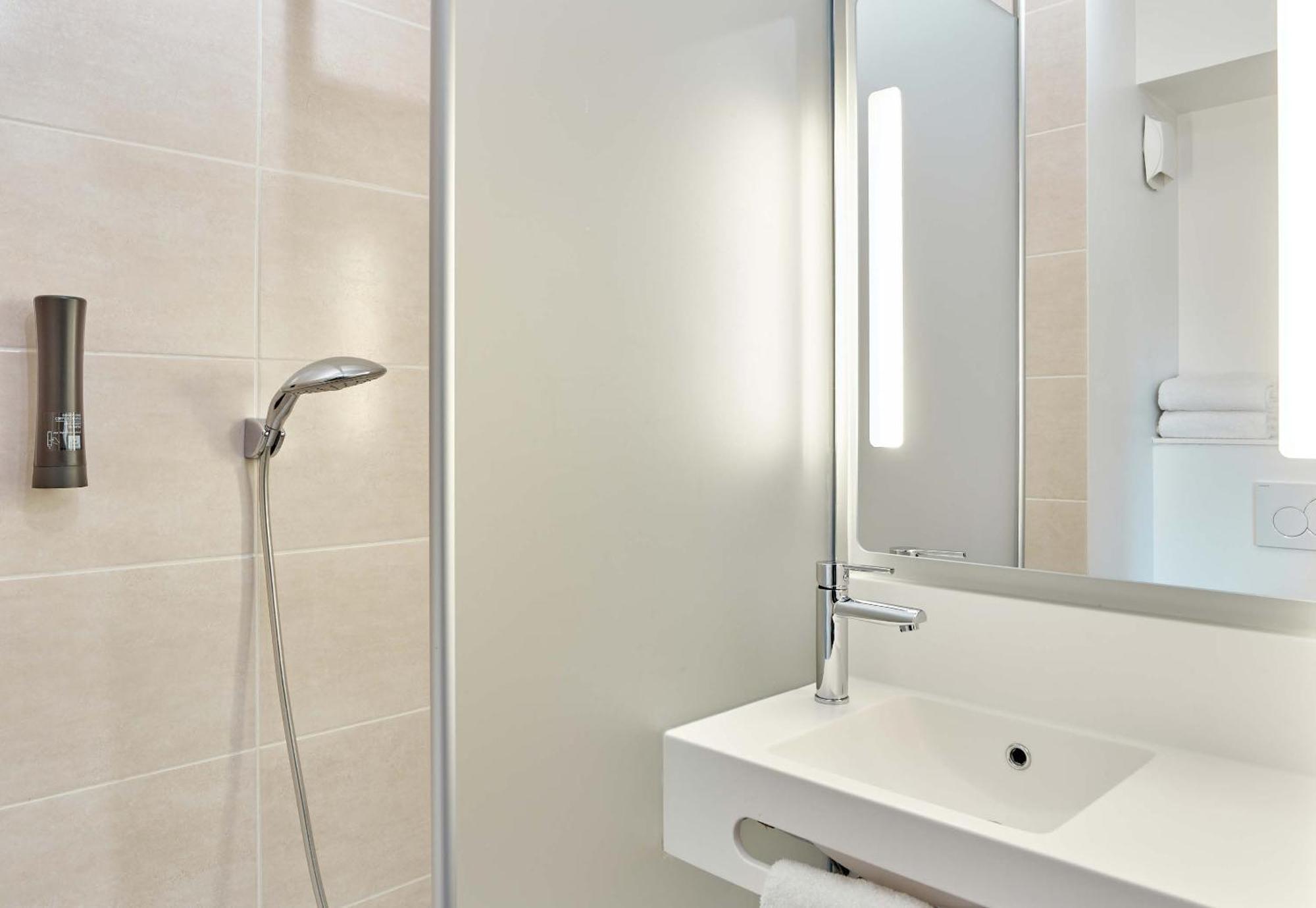 B&B Hotel Paris Créteil מראה חיצוני תמונה